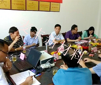 于長江與六所大學(xué)教授技術(shù)交流